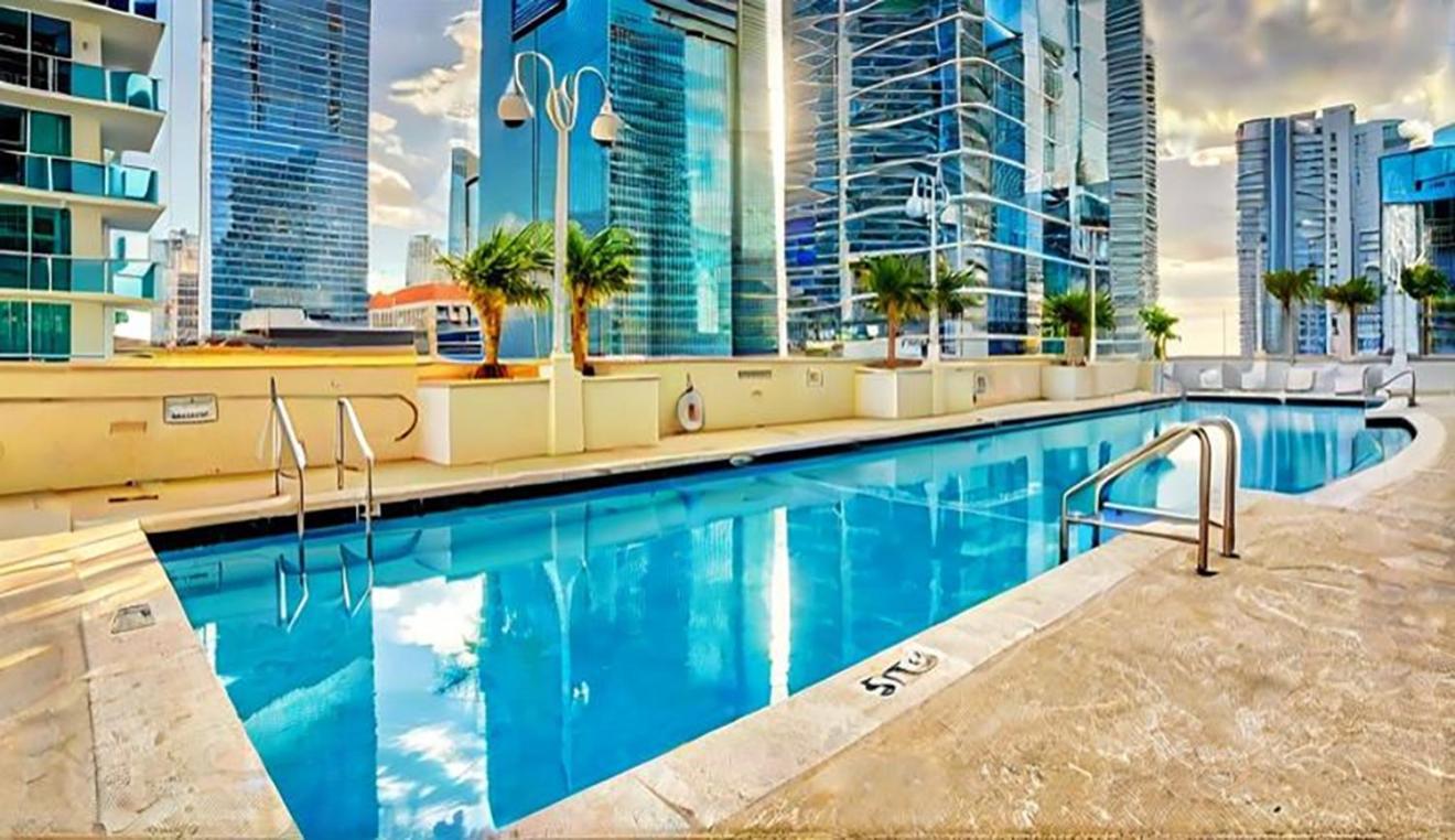 Elegant Centric Vibrant Pool Jacuzzi Free Parking Apartman Miami Kültér fotó
