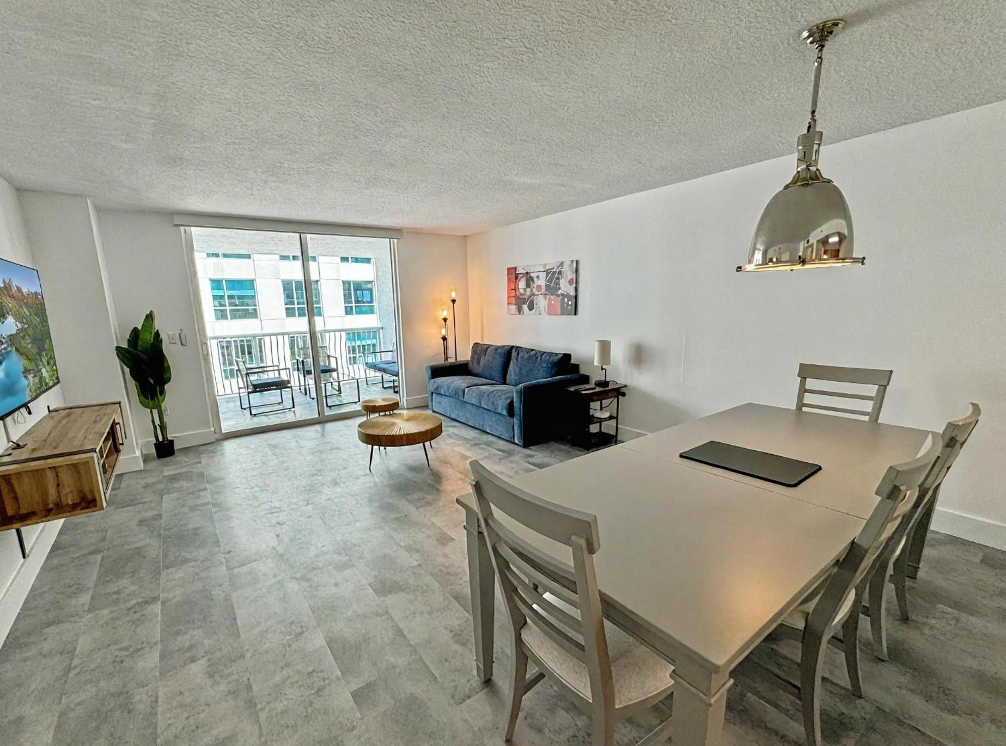 Elegant Centric Vibrant Pool Jacuzzi Free Parking Apartman Miami Kültér fotó