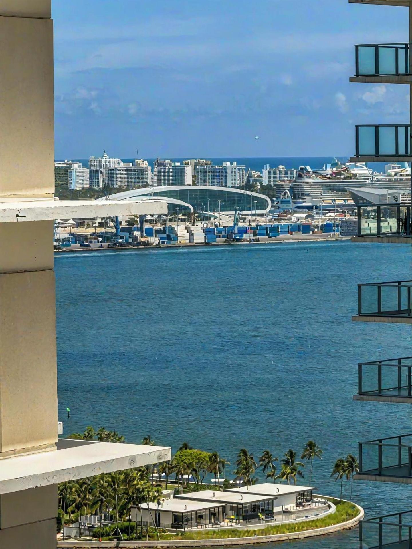 Elegant Centric Vibrant Pool Jacuzzi Free Parking Apartman Miami Kültér fotó